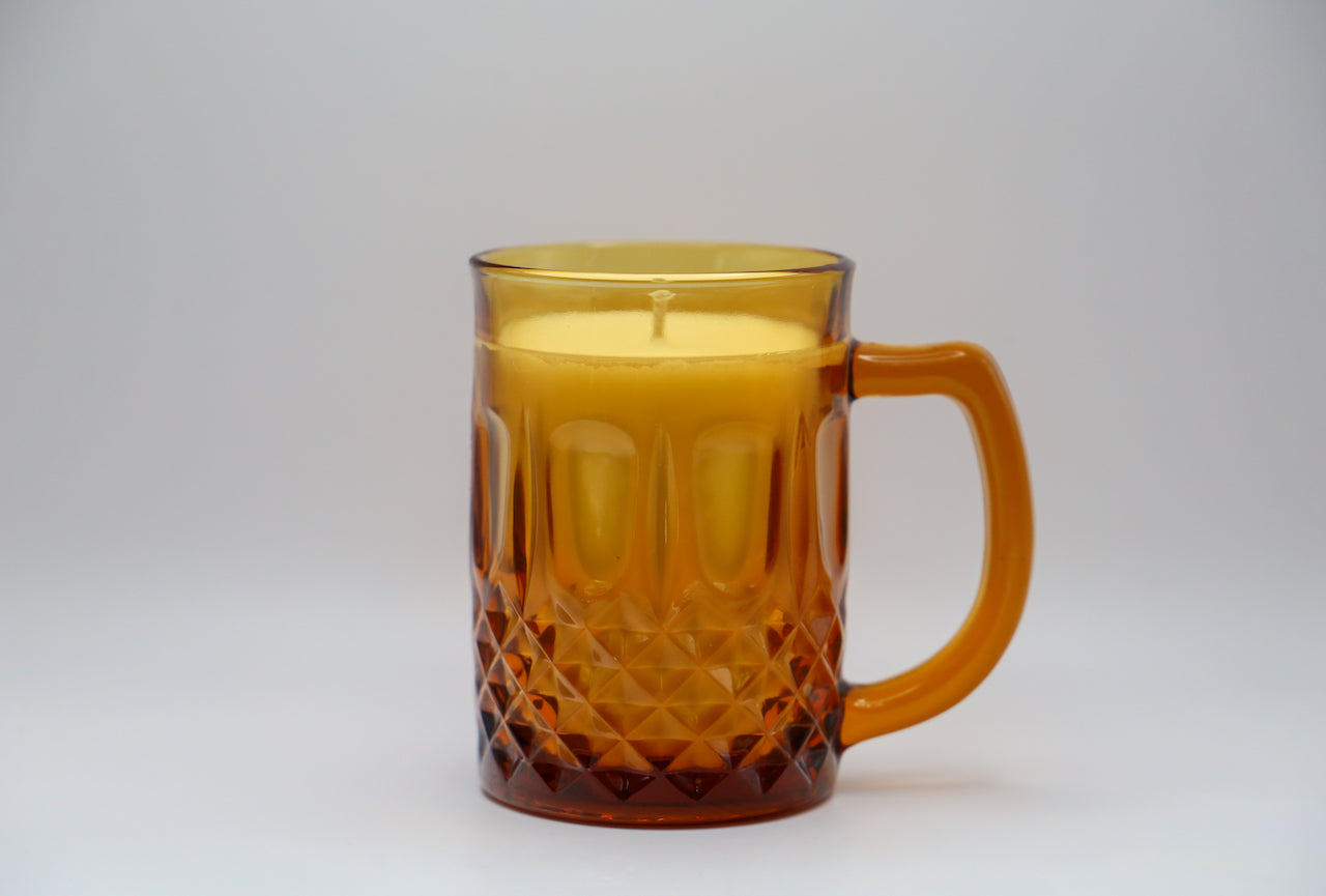 Kedaung Amber cut glass mug with Cedarwood Blanc scented soy candle