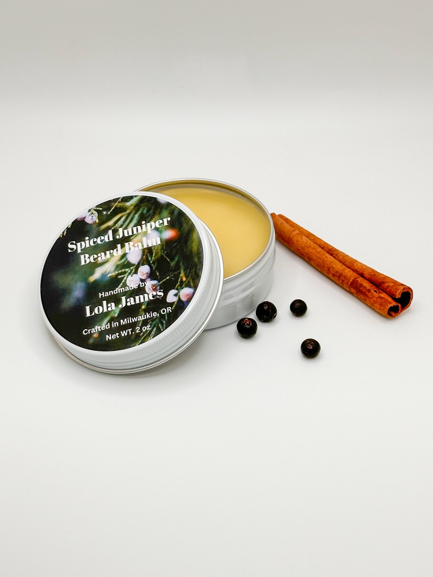 Spiced Juniper Beard Balm Tin