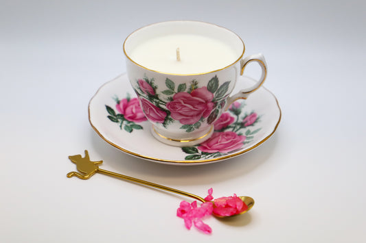 Royal Vale Tea Cup #RVA23 with Pink Sugar Crystals scented soy candle.
